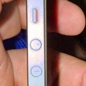 iPhone 5 – Black, 13GB, Good Condition + Charger